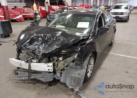 2016 Nissan Altima 2.5/2.5 S/2.5 Sl/2.5 Sr/2.5 Sv из США, поврежденный, VIN 1N4AL3APXGN345516